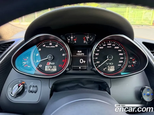 Audi R8 V10 COUPE - автомобили, коли, обяви за нови и употребявани 5