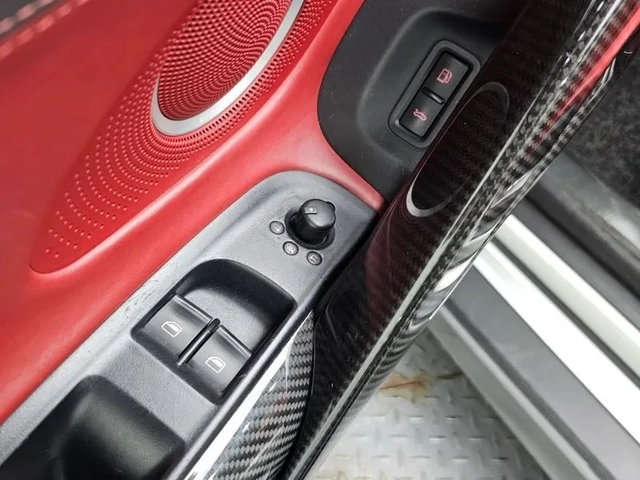 Audi R8 - автомобили, коли, обяви за нови и употребявани 11