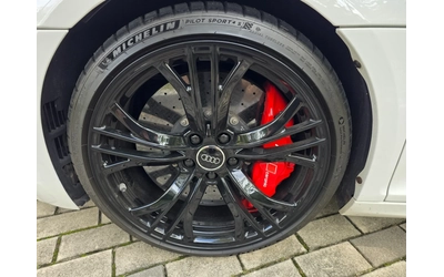 Audi R8 - автомобили, коли, обяви за нови и употребявани 10