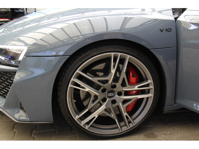 Audi R8 Perfomance/V10/Bang&Olufsen/Audi Keramik/Carbon - автомобили, коли, обяви за нови и употребявани 5