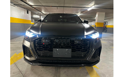 audi-rs-q8-4-0l-8cyl-awd - 5