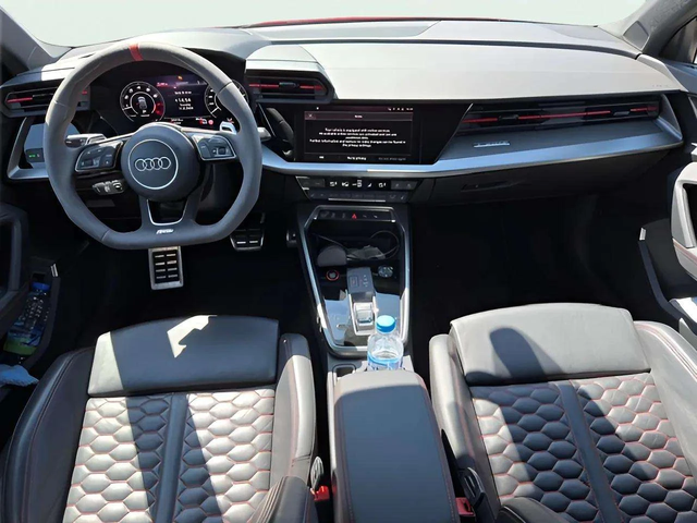 Audi RS3 2.5 TFSI (400 кс) quattro S tronic - автомобили, коли, обяви за нови и употребявани 6