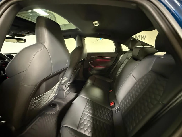 Audi Rs3 2.5T* quattro* AвтоКредит * (ЦЕНА ДО БГ) - автомобили, коли, обяви за нови и употребявани 15