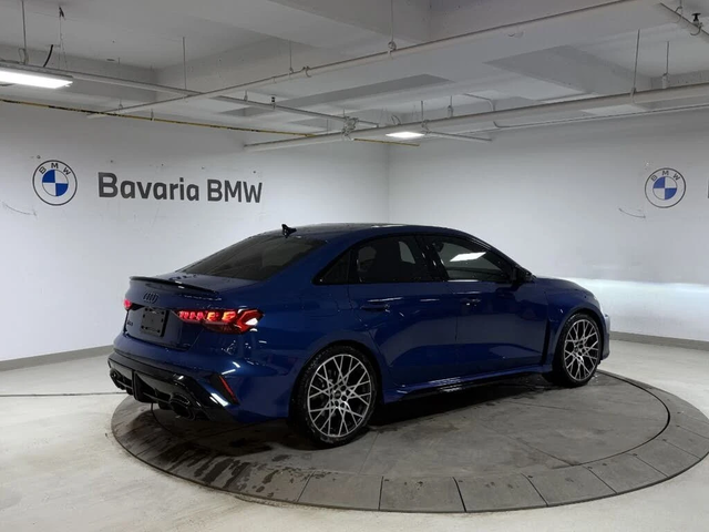 Audi Rs3 2.5T* quattro* AвтоКредит * (ЦЕНА ДО БГ) - автомобили, коли, обяви за нови и употребявани 4