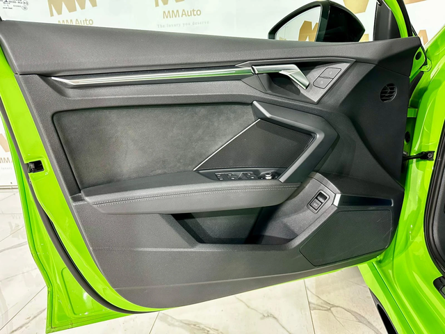 Audi Rs3 Quattro* Ceramic* Matrix* HuD* B&O - автомобили, коли, обяви за нови и употребявани 7