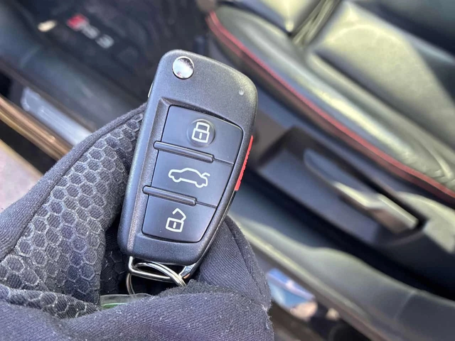 Audi Rs3 CARFAX / КЛИП/ПОДГРЕВ/ШИБЕДАХ/Keyless - автомобили, коли, обяви за нови и употребявани 12