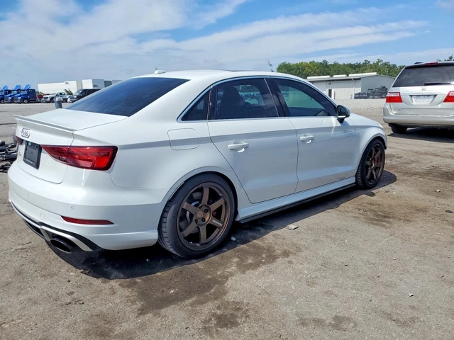 Audi Rs3 QUATTRO* КОЖА* ПОДГРЕВ* ПАНО* КАМЕРА* LED* - автомобили, коли, обяви за нови и употребявани 1