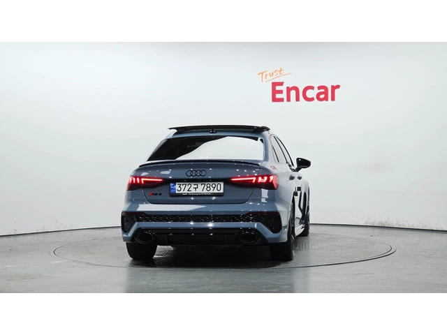 Audi Rs3 2.5 TFSI quattro - автомобили, коли, обяви за нови и употребявани 3