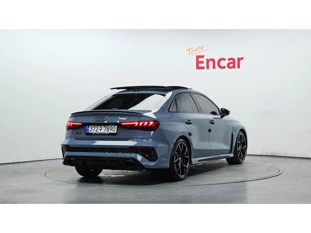 Audi Rs3 2.5 TFSI quattro - автомобили, коли, обяви за нови и употребявани 1