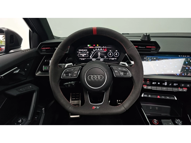 Audi Rs3 2.5 TFSI quattro - автомобили, коли, обяви за нови и употребявани 8