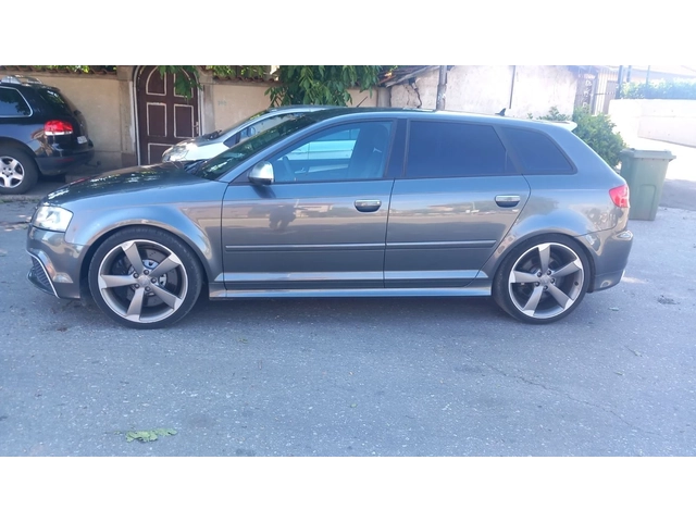 Audi Rs3 Rs3 - автомобили, коли, обяви за нови и употребявани 4