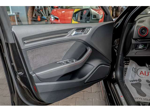 Audi RS3 Седан/2.5TFSI/Bang&Olufsen/Камера/Подгрев/Quattro - автомобили, коли, обяви за нови и употребявани 10