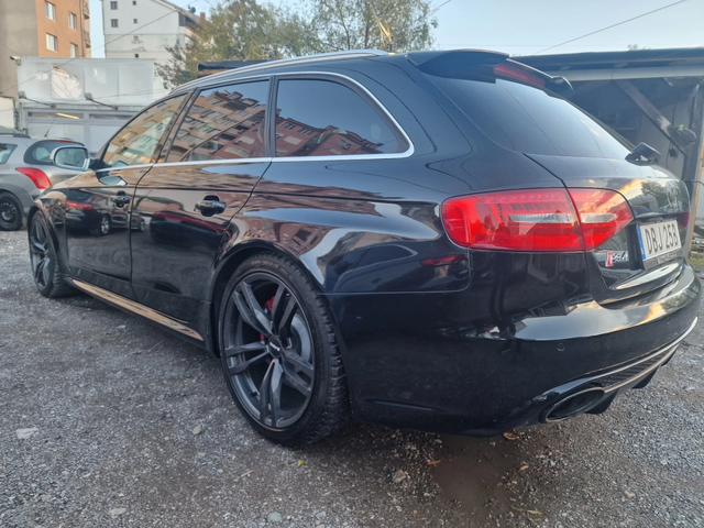 Audi Rs4 Avant 4.2 FSI QUATTRO - автомобили, коли, обяви за нови и употребявани 4
