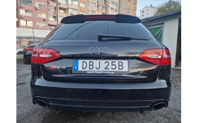 audi-rs4 - 3