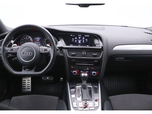 Audi RS4 RS4 4.2FSI Quattro - автомобили, коли, обяви за нови и употребявани 4