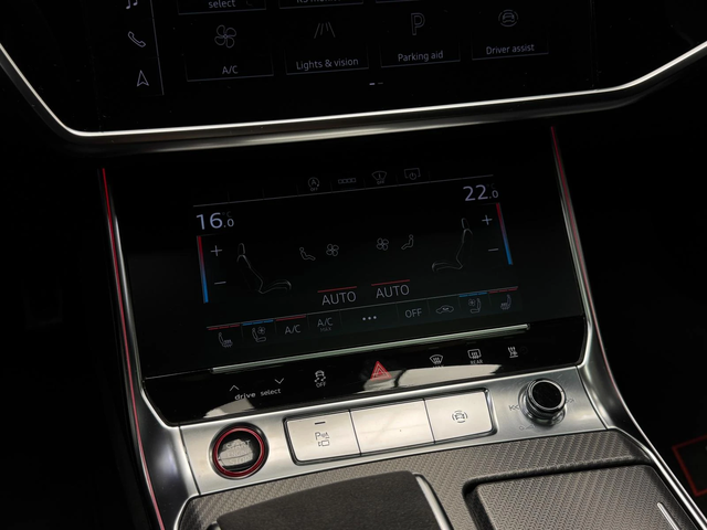 Audi Rs6 Avant Quattro* 360* Ceramic Brakes* Matrix* Обдухв - автомобили, коли, обяви за нови и употребявани 11