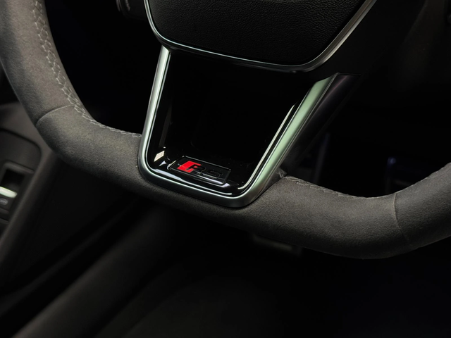 Audi Rs6 Avant Quattro* 360* Ceramic Brakes* Matrix* Обдухв - автомобили, коли, обяви за нови и употребявани 13