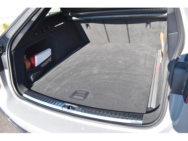 Audi Rs6 Avant TFSI quattro - автомобили, коли, обяви за нови и употребявани 10