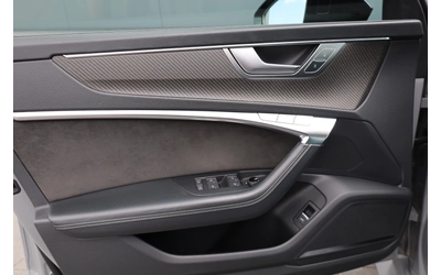 Audi Rs6 * CERAMIC* CARBON* LASER* PANO* B&O* 360* - автомобили, коли, обяви за нови и употребявани 13