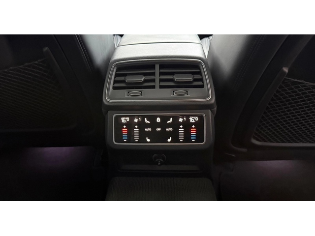 Audi RS6 RS6 4.0 Avant Quattro - автомобили, коли, обяви за нови и употребявани 7