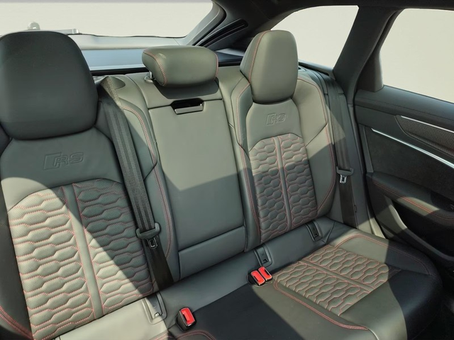 Audi RS6 RS6 Avant Quattro 4.0 TFSI - автомобили, коли, обяви за нови и употребявани 6