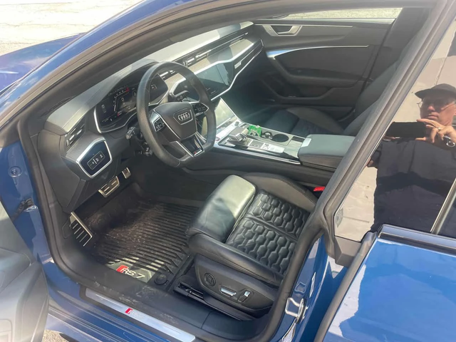 Audi Rs7 4.0 TFSI quattro /360/DIS/B&O/ОБДУХВАНЕ - автомобили, коли, обяви за нови и употребявани 4