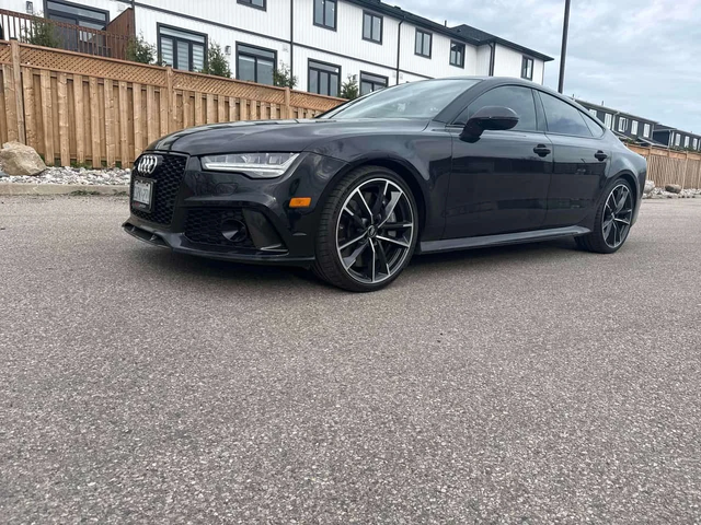Audi Rs7 Performance / Akrapovic / ВСИЧКИ ЕКСТРИ - автомобили, коли, обяви за нови и употребявани 0
