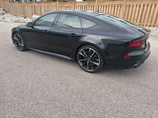 Audi Rs7 Performance / Akrapovic / ВСИЧКИ ЕКСТРИ - автомобили, коли, обяви за нови и употребявани 2