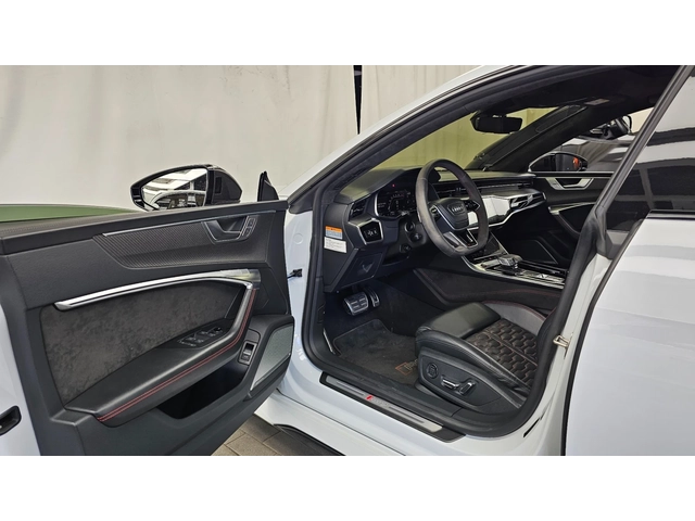 Audi Rs7 4.0 TFSI quattro - автомобили, коли, обяви за нови и употребявани 8
