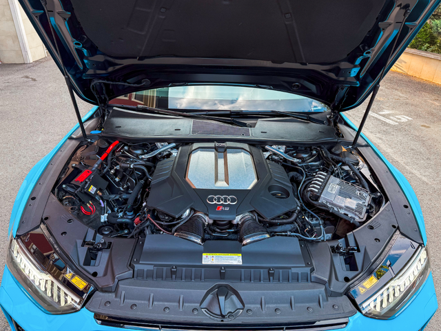 Audi Rs7 | Ceramic| MatrixLaser| Audi Exclusive| ЛИЗИНГ - автомобили, коли, обяви за нови и употребявани 15