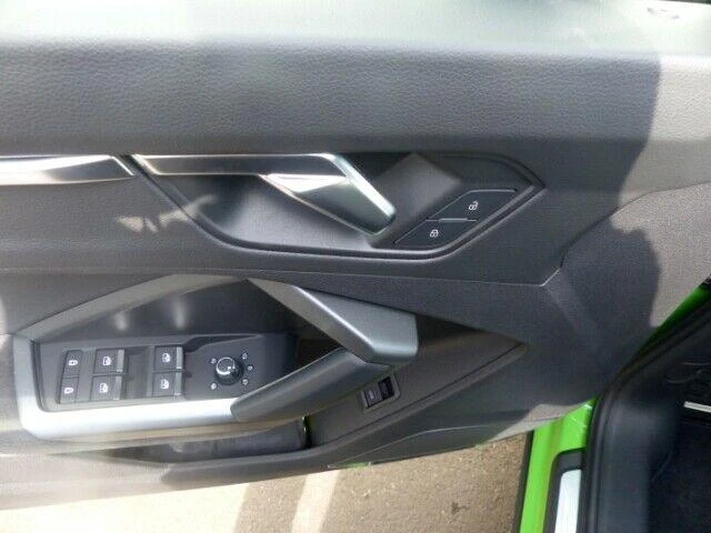 Audi RSQ3 - автомобили, коли, обяви за нови и употребявани 10