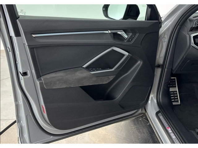 Audi RSQ3 RSQ3 2.5 TFSI Sportback - автомобили, коли, обяви за нови и употребявани 5