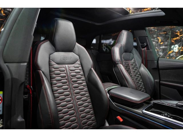 Audi RSQ8 4.0 V8 800HP CARBON CERAMIC ПАНО B&O ЛИЗИНГ 100% - автомобили, коли, обяви за нови и употребявани 13