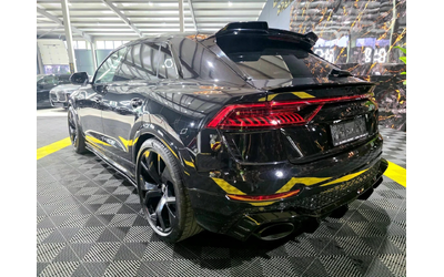 audi-rsq8 - 5