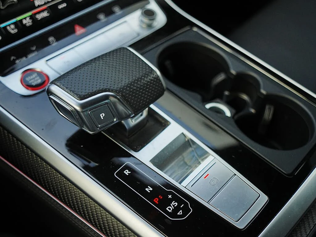 Audi RSQ8 QUATTRO * MASSAGE * HEAD UP * 360 * MATRIX * PANO - автомобили, коли, обяви за нови и употребявани 14