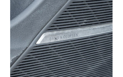 Audi RSQ8 4.0Т* AвтоКредит * (ЦЕНА ДО БГ) - автомобили, коли, обяви за нови и употребявани 11