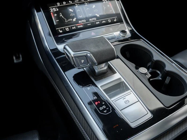 Audi RSQ8 4.0Т* AвтоКредит * (ЦЕНА ДО БГ) - автомобили, коли, обяви за нови и употребявани 12