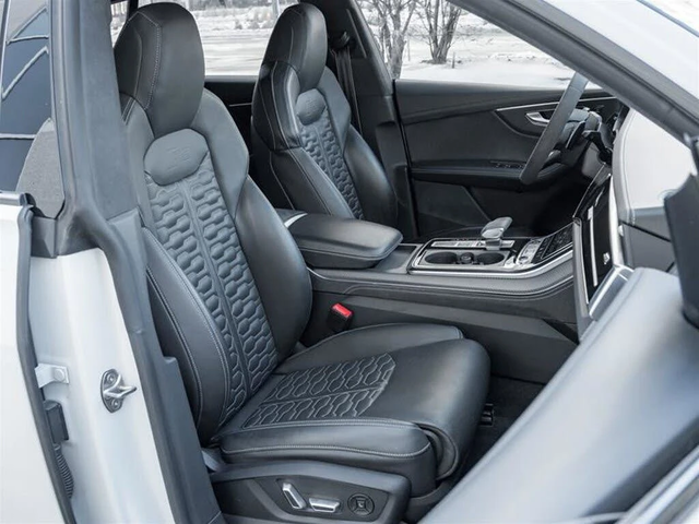 Audi RSQ8 4.0Т* AвтоКредит * (ЦЕНА ДО БГ) - автомобили, коли, обяви за нови и употребявани 15