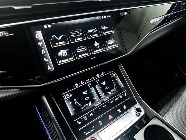 Audi RSQ8 4.0Т* AвтоКредит * (ЦЕНА ДО БГ) - автомобили, коли, обяви за нови и употребявани 10