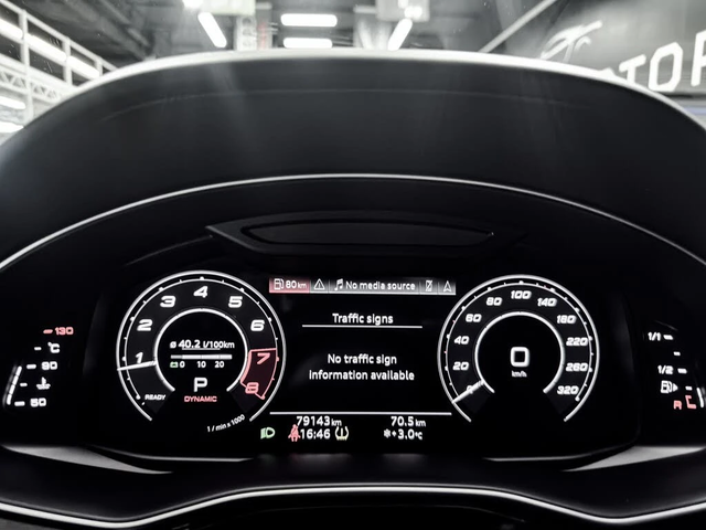 Audi RSQ8 4.0Т* AвтоКредит * (ЦЕНА ДО БГ) - автомобили, коли, обяви за нови и употребявани 16