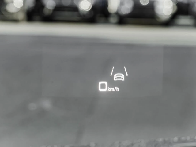 Audi RSQ8 4.0Т* AвтоКредит * (ЦЕНА ДО БГ) - автомобили, коли, обяви за нови и употребявани 13