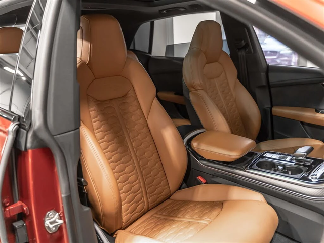 Audi RSQ8 Quattro * CARBON* АвтоКредит (ЦЕНА ДО БГ) - автомобили, коли, обяви за нови и употребявани 11