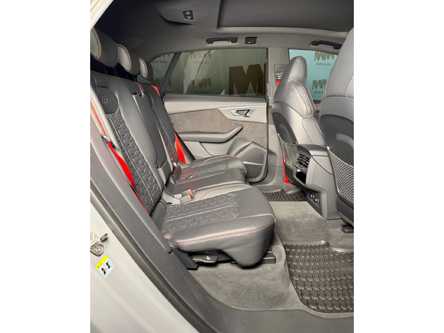 Audi RSQ8 Quattro* B&O* Pano* Matrix* Carbon* Вентилация - автомобили, коли, обяви за нови и употребявани 10