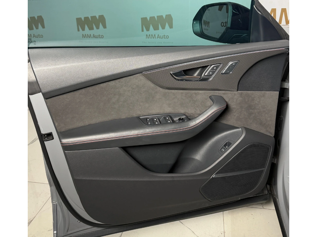 Audi RSQ8 Quattro* B&O* Pano* Matrix* Carbon* Вентилация - автомобили, коли, обяви за нови и употребявани 5