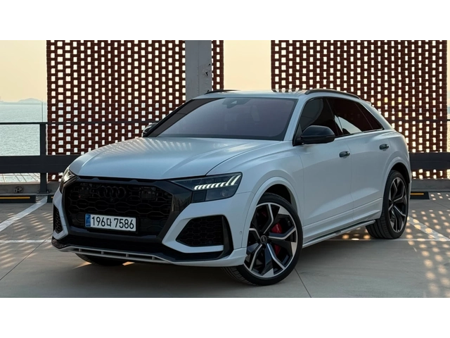 Audi RSQ8 - автомобили, коли, обяви за нови и употребявани 0