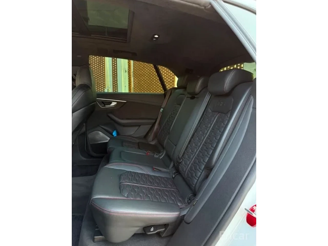 Audi RSQ8 - автомобили, коли, обяви за нови и употребявани 16