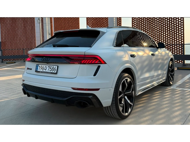 Audi RSQ8 - автомобили, коли, обяви за нови и употребявани 4