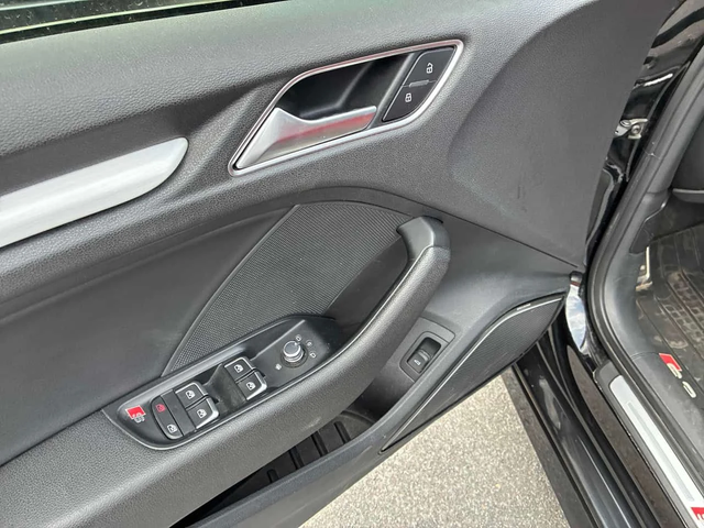 Audi S3 2.0T TECHNIK * ДИГИТАЛЕН КИЛОМЕТРАЖ* ПАНОРАМА* - автомобили, коли, обяви за нови и употребявани 9