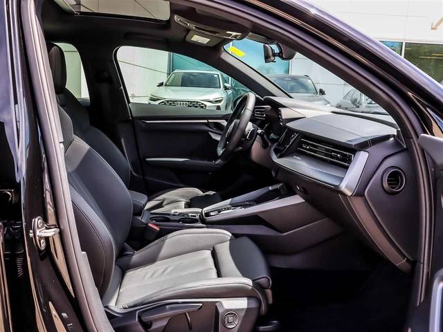 Audi S3 DISTRONIC/CAMERA/MATRIX/ЦЕНА ДО БГ - автомобили, коли, обяви за нови и употребявани 12