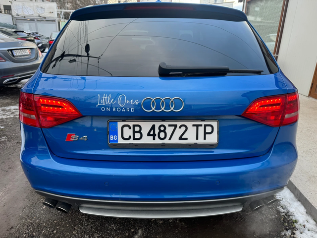 Audi S4 - автомобили, коли, обяви за нови и употребявани 4
